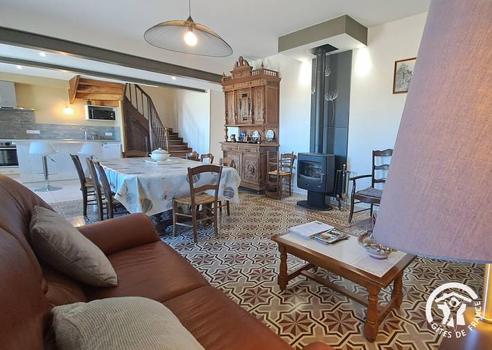 Gîte pour 8 personnes, avec terrasse à Fréjairolles - 2