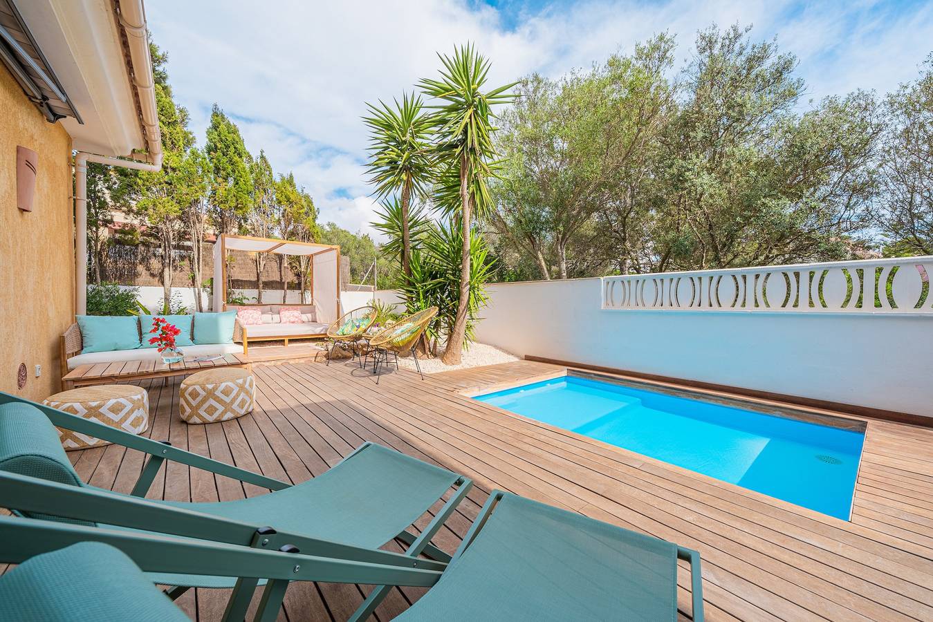 Villa de diseño Bahia Azul con vistas al mar panorámicas, piscina in Badia Gran, Lluchmayor