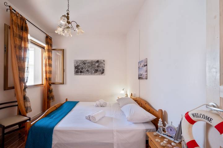 Ferienhaus 'Villa Respiro Azzurro' mit privatem Garten und Klimaanlage in Porto Cesareo, Golf von Tarent