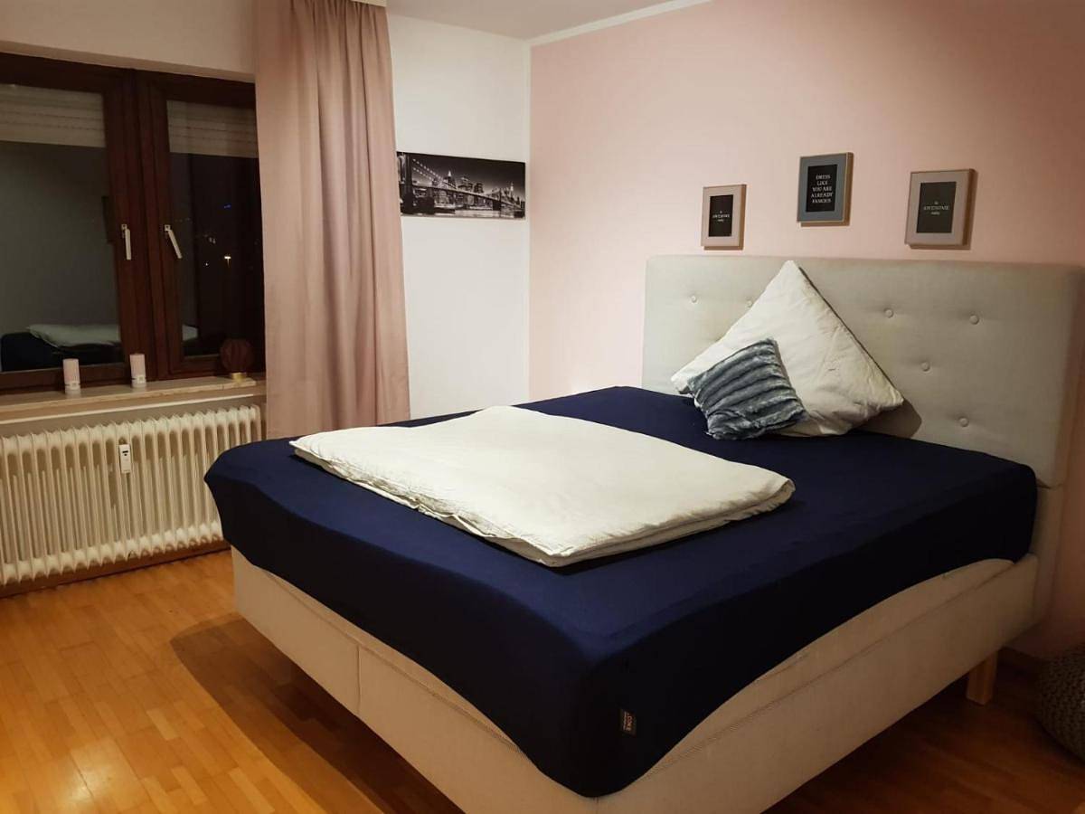 Ganze Wohnung, Two-Bedroom Apartment in Metternich, Koblenz