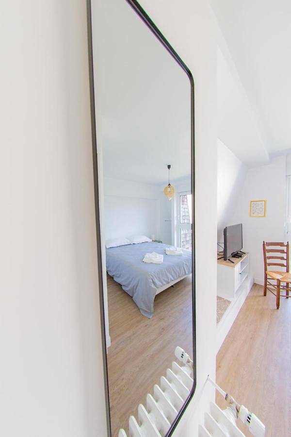 Location de vacances pour 2 personnes, avec vue ainsi que jardin et terrasse à Avranches - 4