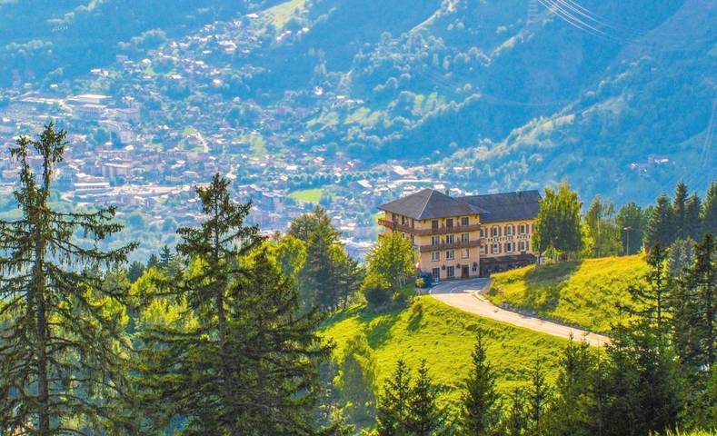 Hôtel pour 2 personnes, avec terrasse dans Col du Petit Saint-Bernard