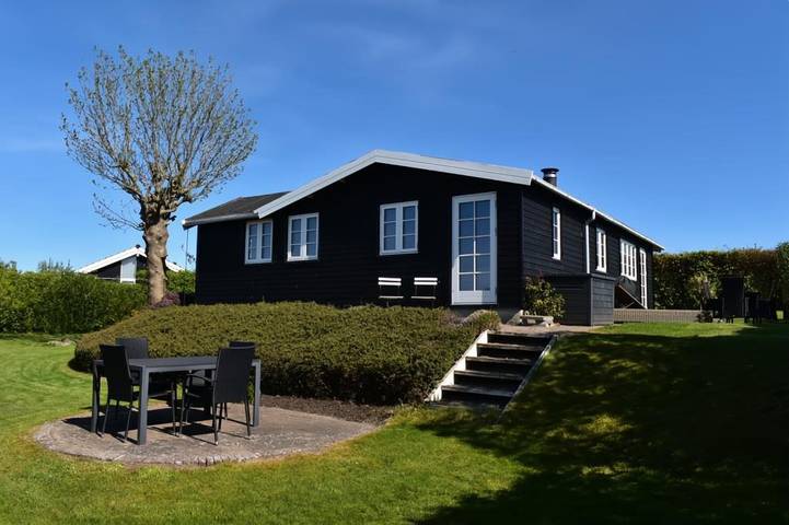 Velholdt sommerhus i Kerteminde tæt ved skøn badestrand in Kerteminde, Kerteminde Kommune