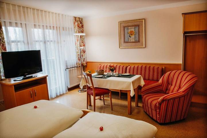 Ferienwohnung für 2 Personen, mit Balkon und Balkon/Terrasse sowie Garten und Sauna in Bad Füssing - 3