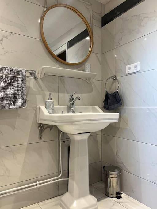 Location de vacances pour 6 personnes, avec jardin et vue à Castelnau-Pégayrols - 3