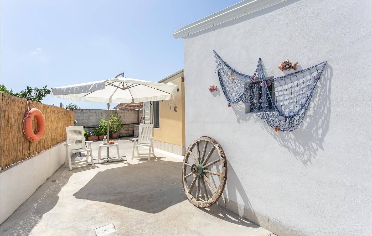 Apartment mit Meerblick, Parkplatz und Küche in Ispica, Ragusa Provinz