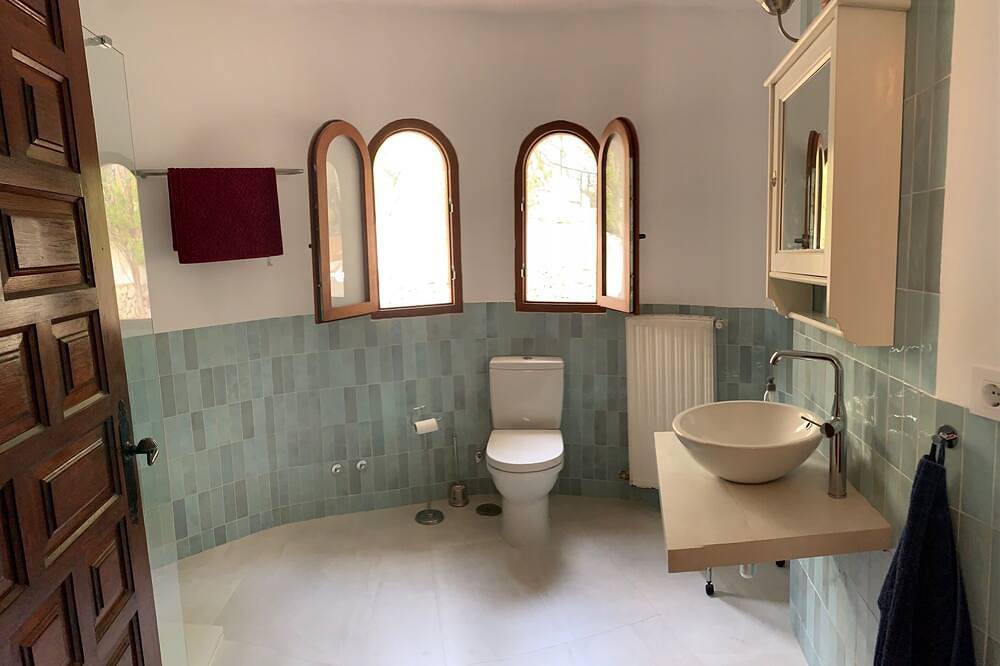 Ganze Wohnung, Casa Blanca, Ihr Haus mit Pool, Terrasse und Meerblick in Altea, Costa Blanca