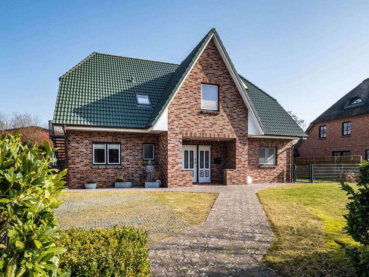 Ganze Ferienwohnung, Hooger Weg Wohnung 4 - Ferienwohnung mit Garten für Sie und Ihren Vierbeiner in Büsum, Nordseeküste