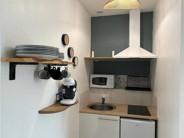 Gîte pour 4 personnes, avec piscine ainsi que jardin et terrasse, animaux acceptés à Cérans-Foulletourte - 4