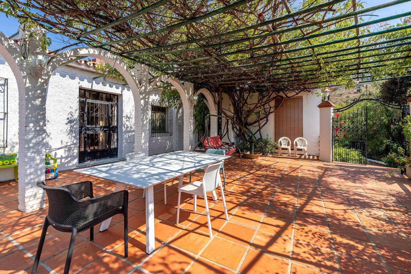 Holiday Home 'Sailor House Slow Life In Nature' with Mountain View, Wi-Fi and Air Conditioning in Málaga (Este), Malaga