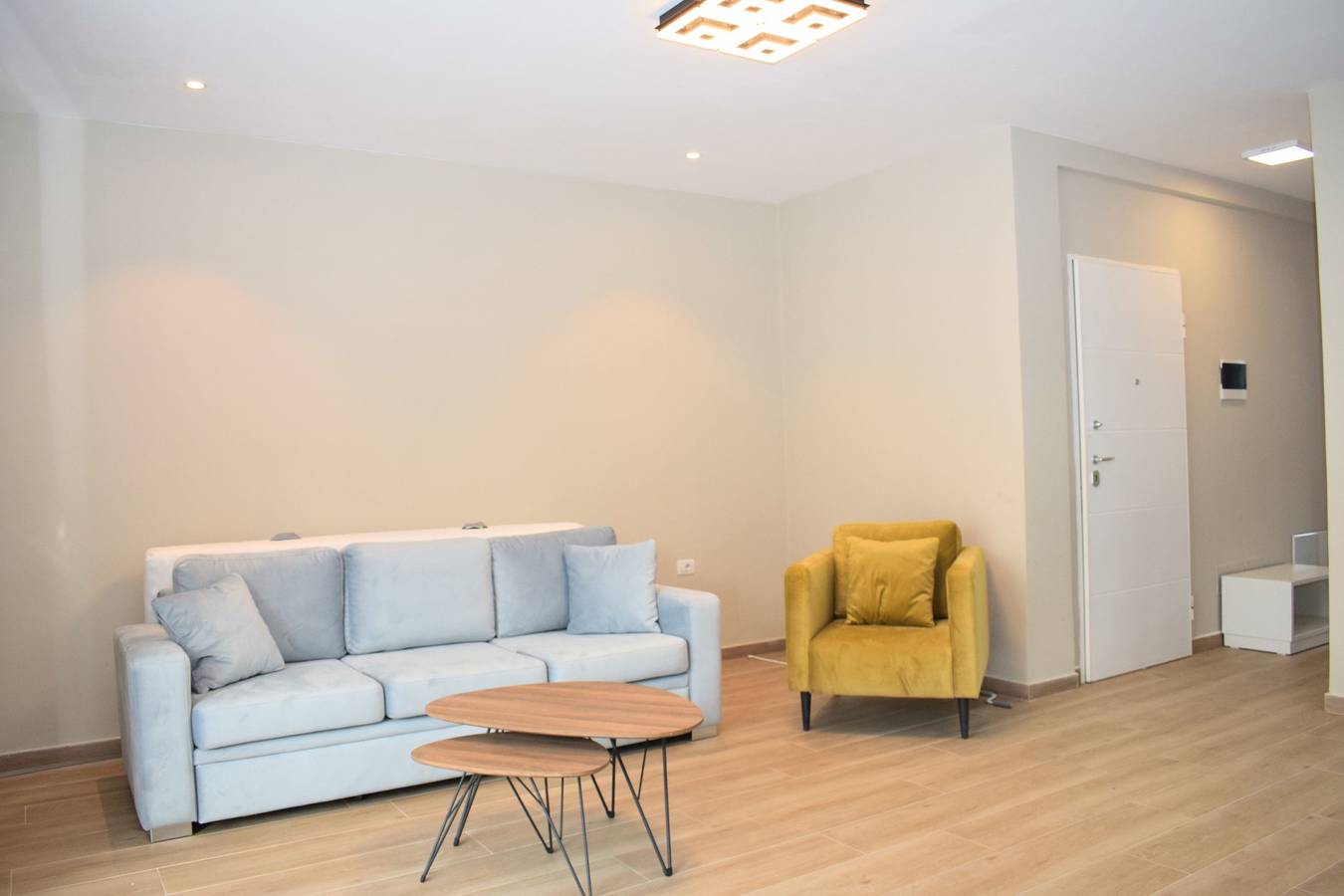 Ganze Wohnung, Pastel Apartment in Ishëm, Albanien
