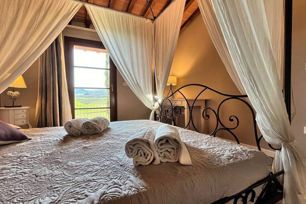 Ganze Wohnung, Borgo del Silence Ferienwohnung Aufenthalt Olivenbaum 4 km von Lajatico entfernt in Lajatico, Pisa Provinz