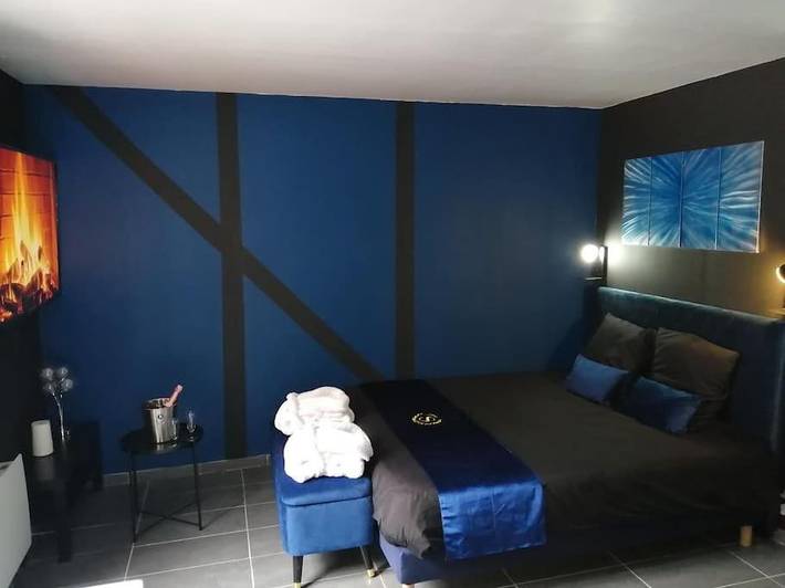 Location de vacances pour 2 personnes, avec jacuzzi et sauna à Troyes