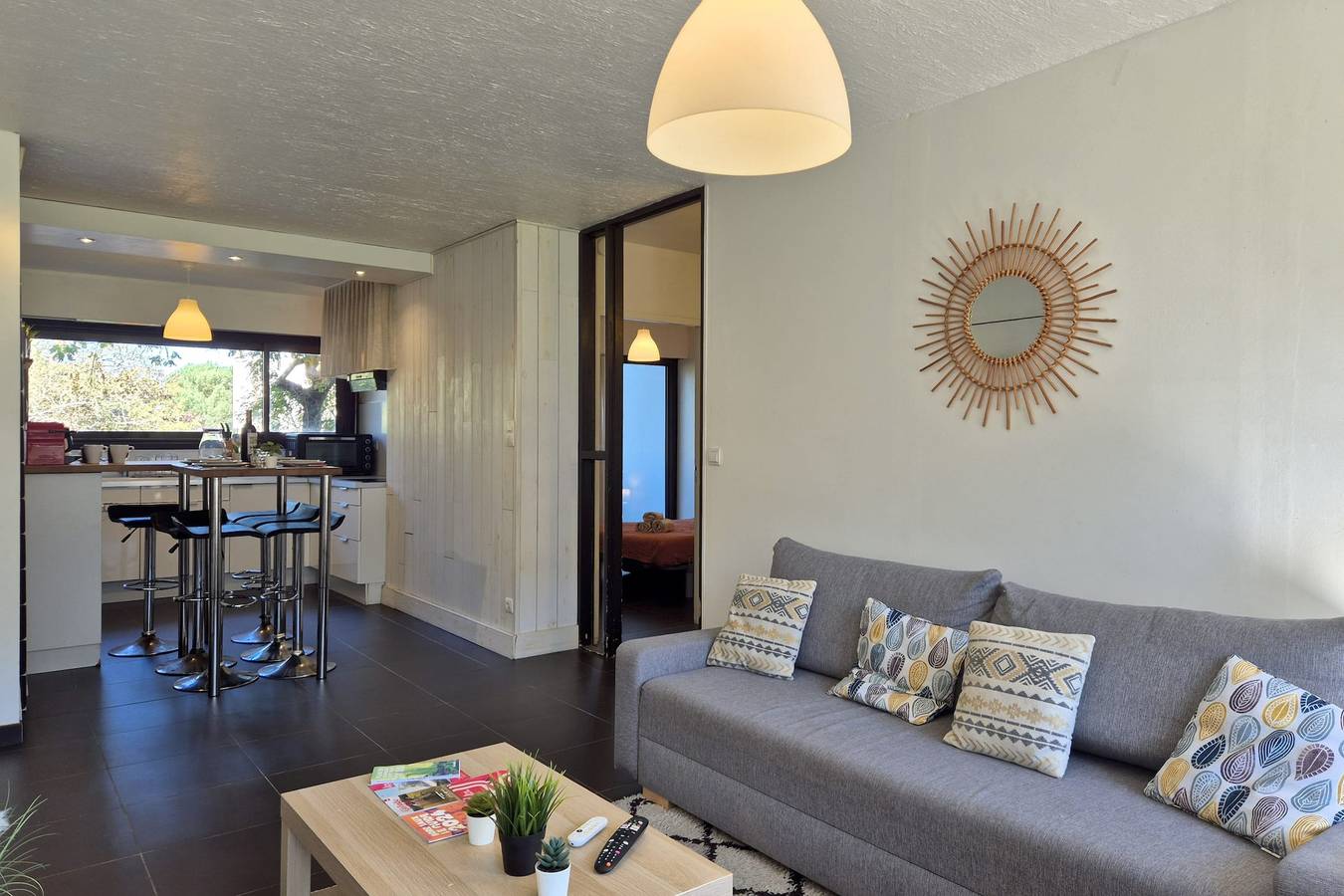 Ganze Wohnung, Bright apartment for 6 in Pessac in Pessac, Bordeaux und Umgebung