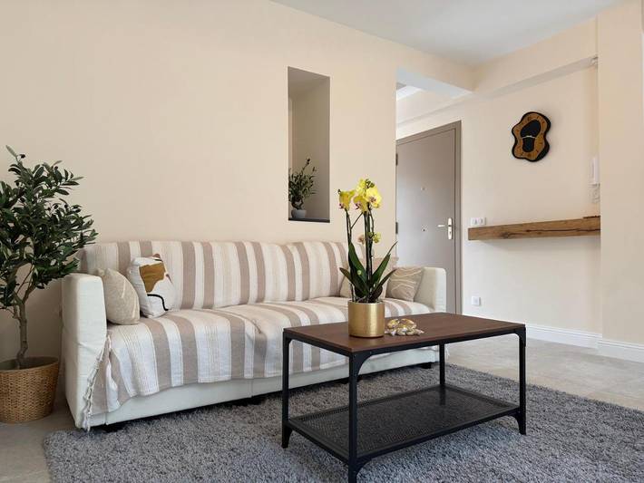 Gîte pour 4 personnes, avec terrasse dans Cathedrale Orthodoxe Saint Nicolas Nice - 2