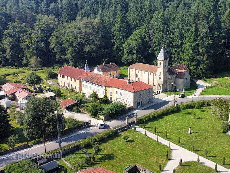 Maison de vacances pour 10 personnes avec vue sur le lac in Claudon, Neufchâteau