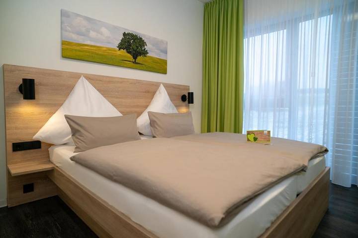 Hotel für 2 Personen, mit Terrasse in Netphen