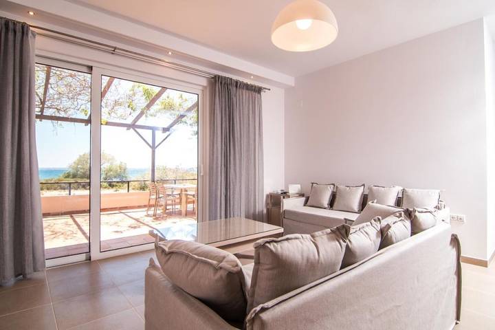 Location de vacances pour 6 personnes, avec jacuzzi et jardin dans Palaiochora - 3