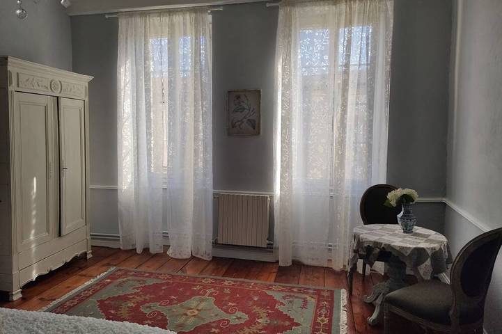 Location de vacances pour 8 personnes, avec jardin et terrasse à Port-Sainte-Foy-et-Ponchapt - 4