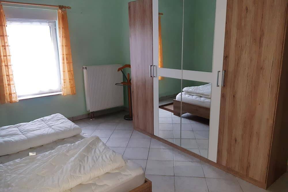Ganze Wohnung, Ferienwohnungen am Badesee in Briesensee, Neu Zauche