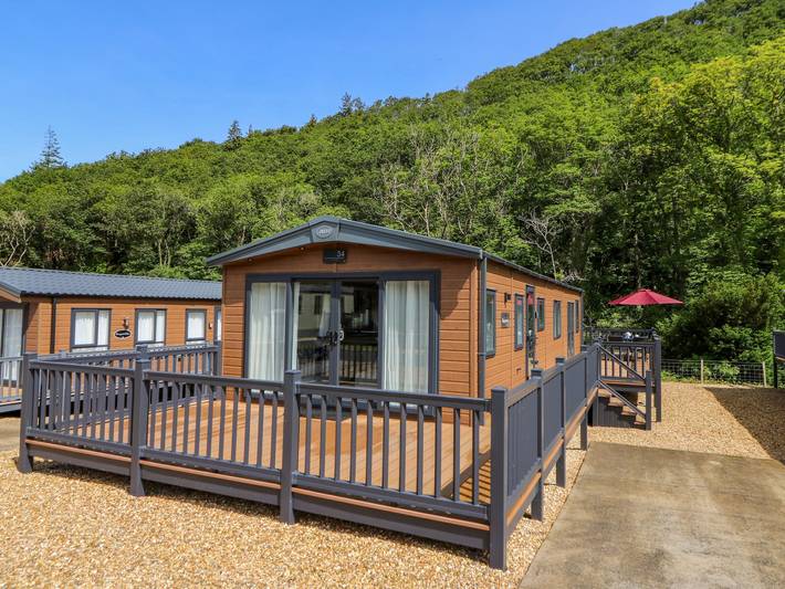 Lodge for 4 people, with garden, with pets in Cardigan Bay