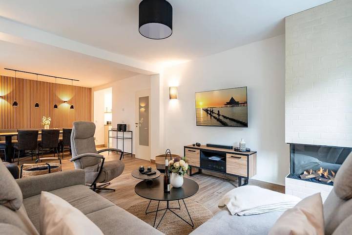 Ferienhaus für 9 Personen, mit Garten und Terrasse