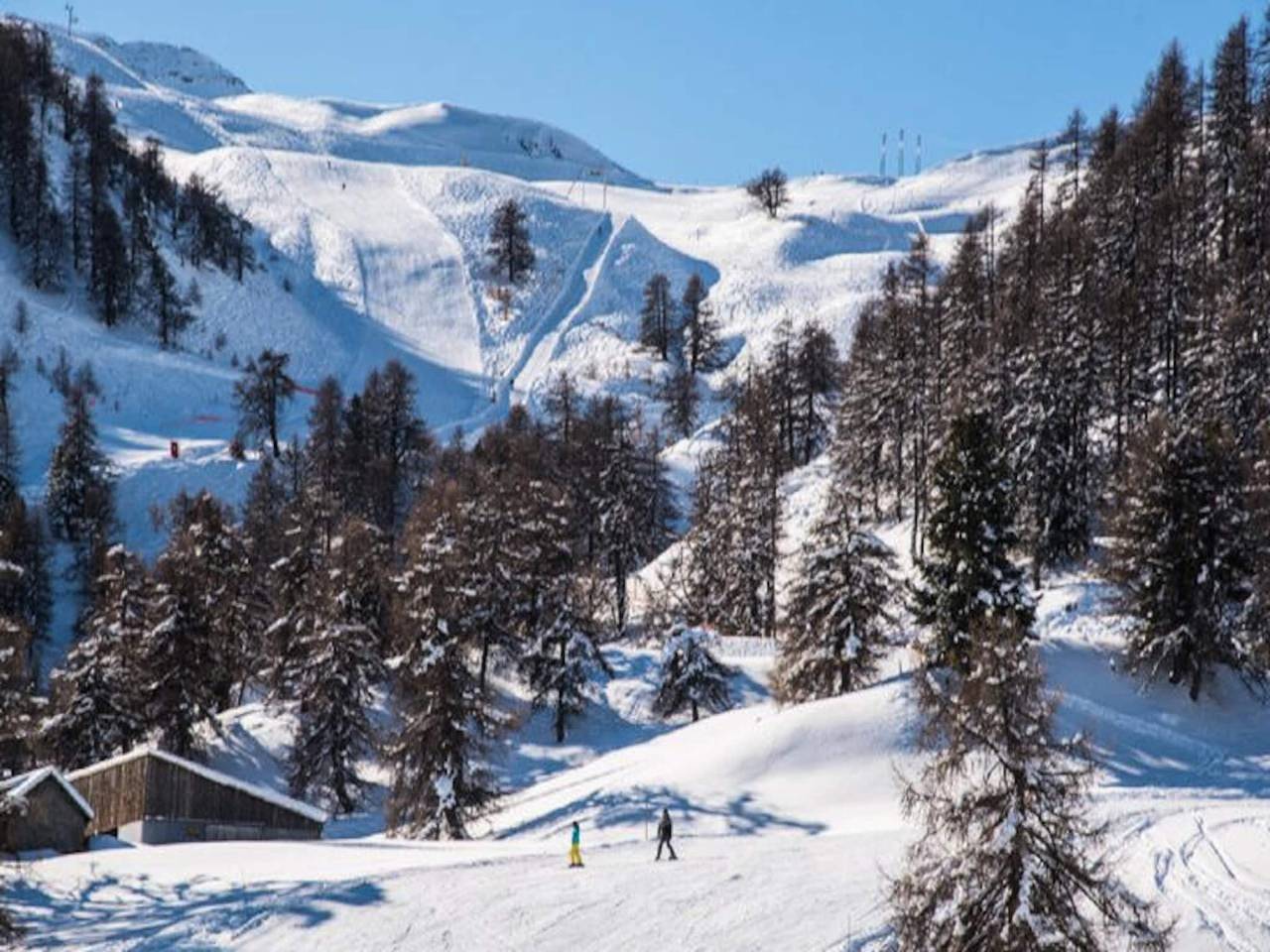 Appartement entier, Appartement dans le centre du village près des pistes in Station de Risoul, Risoul