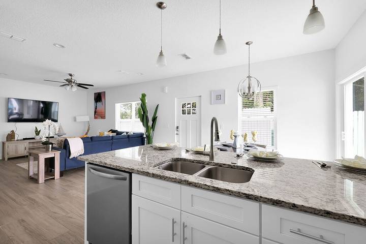 Ferienhaus für 7 Personen, mit Garten und Whirlpool - 1