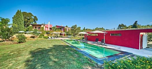 Chambre d’hôte pour 2 personnes, avec vue ainsi que jardin et piscine à La Londe-les-Maures