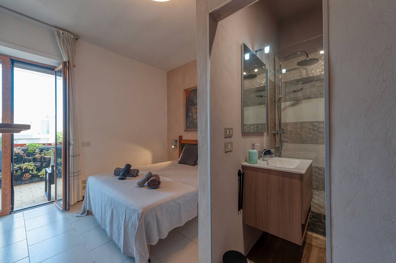 Habitación 'Book House A Lecce B' con Wi-Fi y aire acondicionado in Lecce, Provincia de Lecce