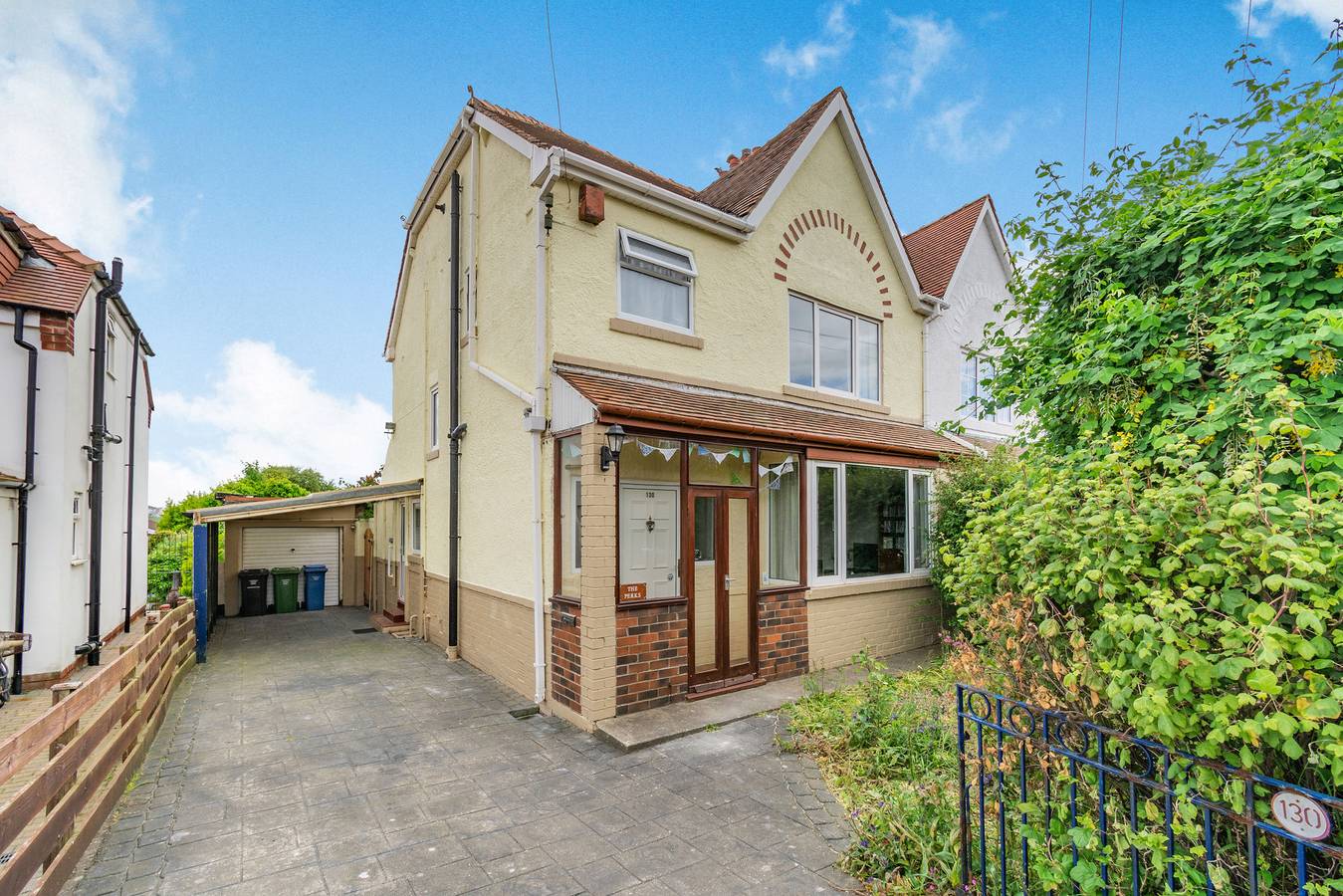 Holiday Home for 8 People in Scarborough, North Yorkshire