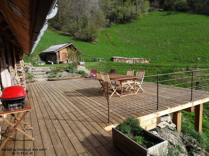 Gîte pour 10 personnes, avec sauna ainsi que terrasse et jardin à Queige - 3