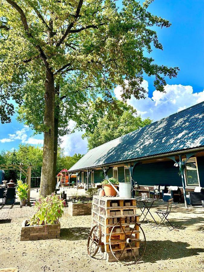 Hotel voor 2 personen, met Zwembad in Boxtel