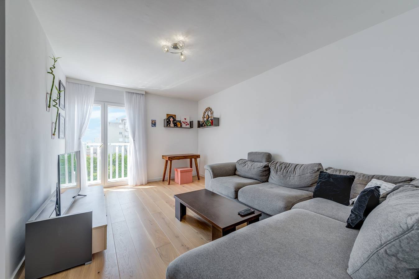 Appartamento intero, Modern 90 m2 apt with balcony w the sea view in Spalato, Regione spalatino-dalmata