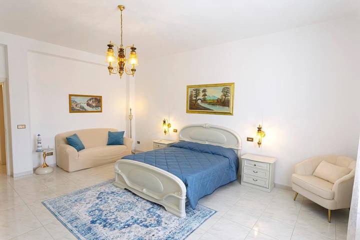 Casa vacanza per 9 persone, con balcone e giardino a Minervino di Lecce