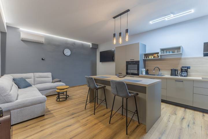 Ferienwohnung für 4 Personen, mit Balkon/Terrasse in Kosinozici - 2