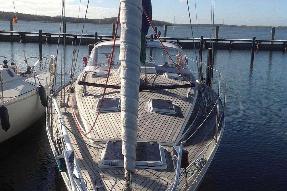 Eclipse of the sun . Wohnen auf der Yacht im Stadtzentrum in Greifswald, Vorpommern Greifswald