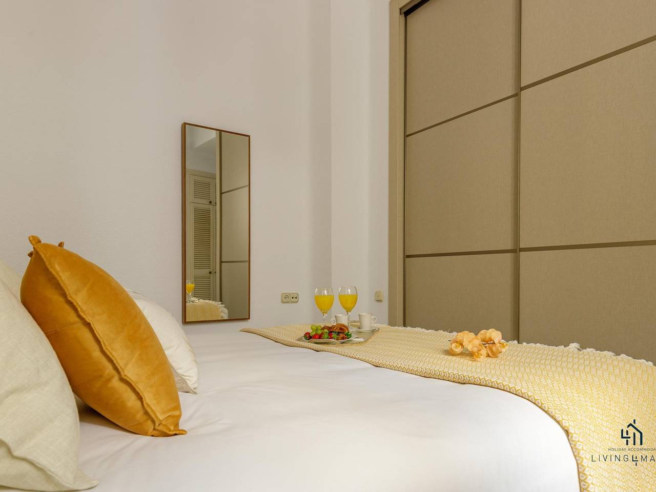 Entire holiday apartment, Amazonia Center Apartment Living4malaga in Málaga Central District, Malaga