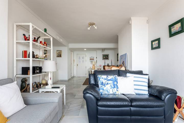 Gîte pour 7 personnes, avec jardin ainsi que terrasse et piscine, adapté aux familles à Torremolinos - 3