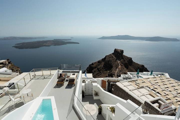 Villa for 6 people, with balcony and hot tub