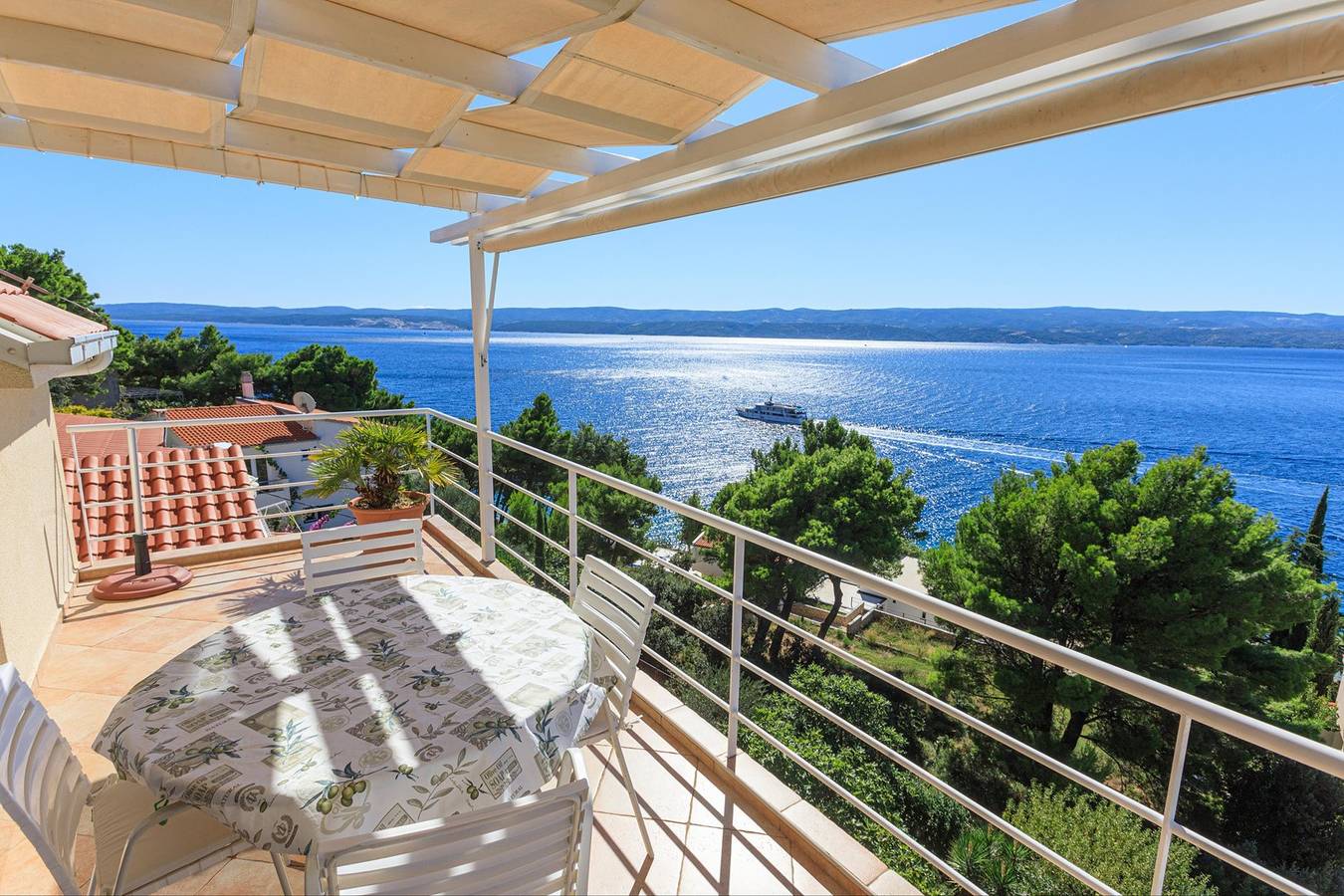 Hel lejlighed, Ferielejlighed for 5 personer med balkon in Omis, Split-Dalmatien
