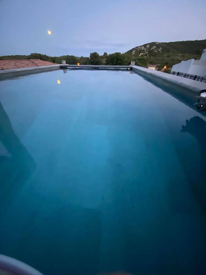 Location de vacances pour 8 personnes, avec jardin ainsi que piscine et vue à Saint-Paul-et-Valmalle - 2