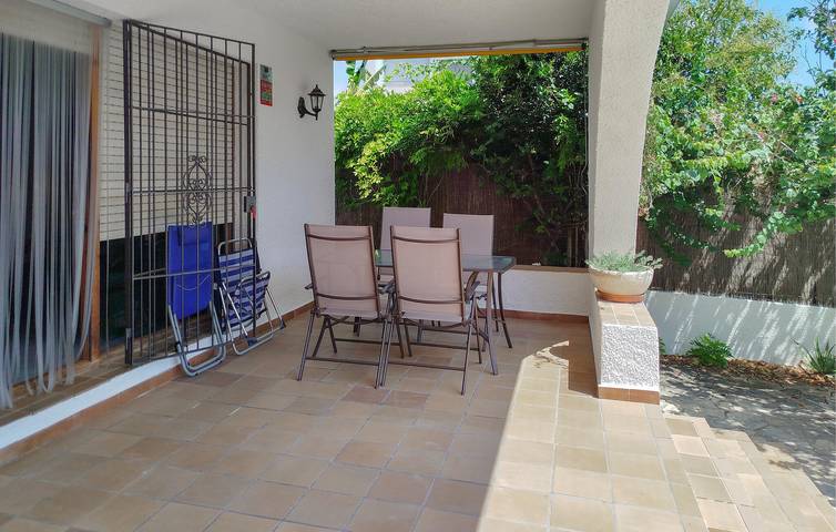 Ferienhaus für 8 Personen, mit Terrasse und Pool, kinderfreundlich an der Costa Dorada - 2