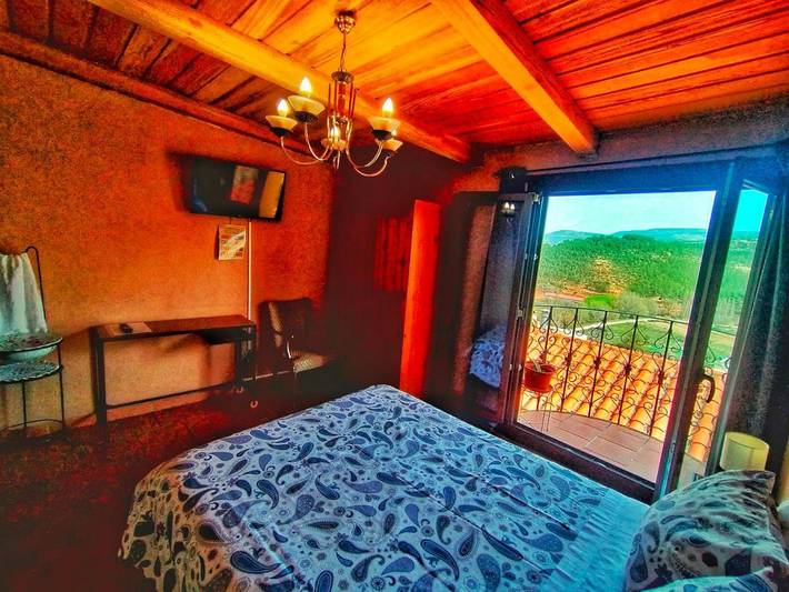 Casa rural para 2 personas, con Jacuzzi en Ademuz