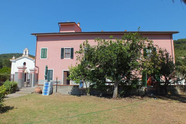Bauernhof für 6 Personen, mit Garten, mit Haustier