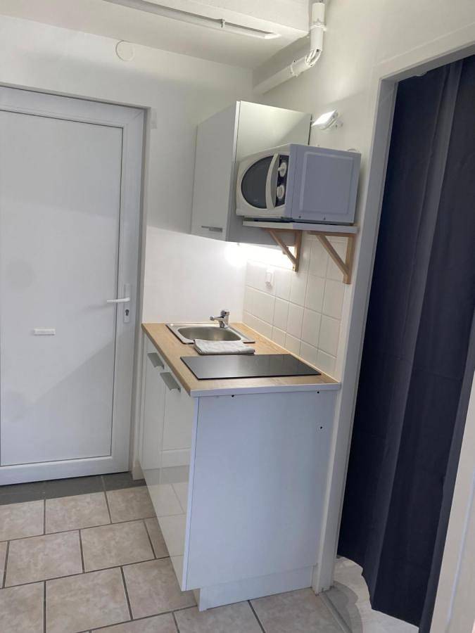 Appartement entier, One-Bedroom Apartment in Moirans-en-Montagne, Parc naturel régional du Haut-Jura