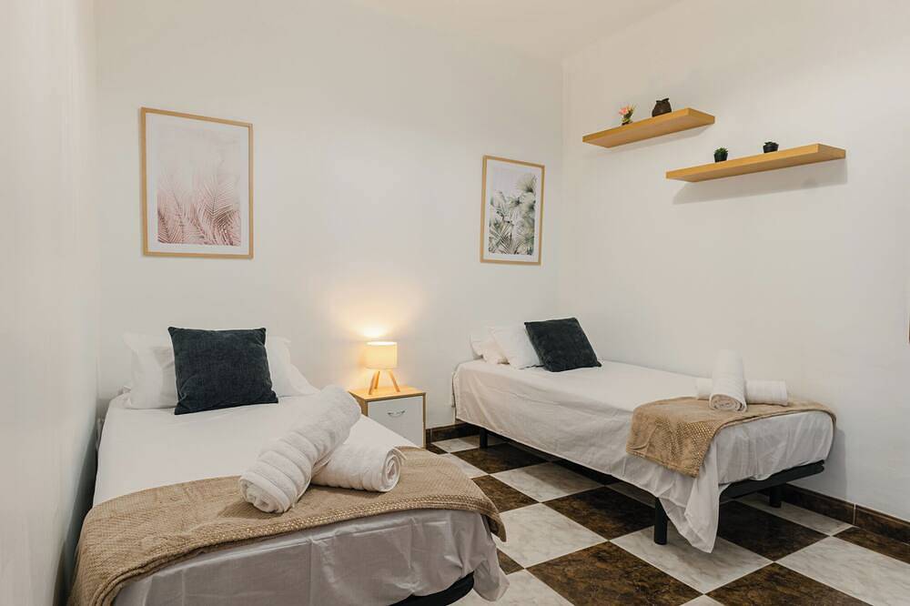 Finca el Placer: Villa privada, piscina, Bbq, Chill out, ideal grupos y familias in Ulldecona, Provincia de Tarragona