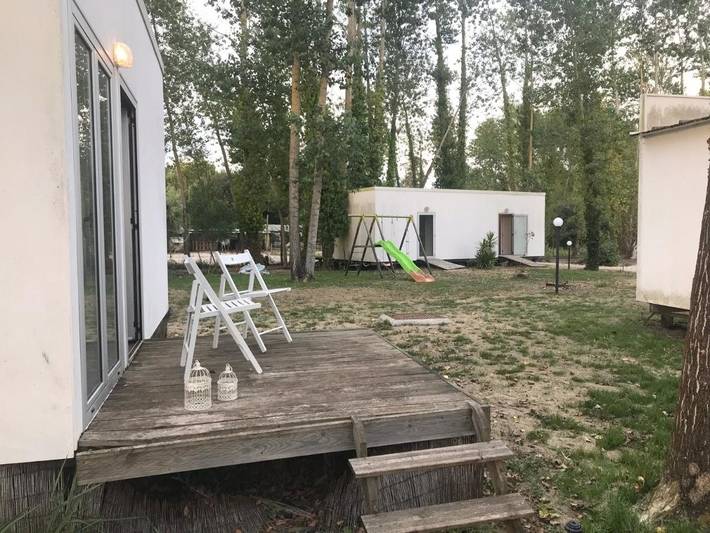 Location de vacances pour 2 personnes, avec vue et jardin ainsi que balcon et piscine dans Vagos - 2