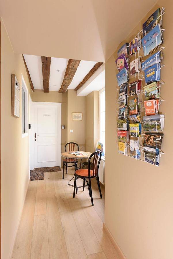 Appartement entier, La Lirosane, 3 studios, 3,7km du Zoo, Centre-ville in Saint-Aignan, Région de Romorantin-Lanthenay