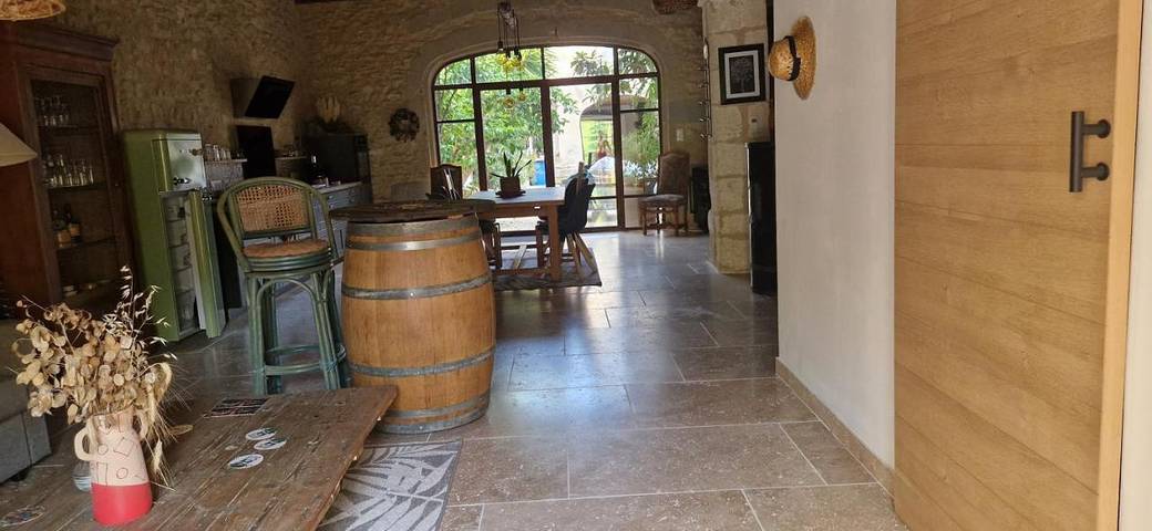 Gîte pour 2 personnes, avec Terrasse et Piscine à Vergèze - 3